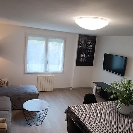 Maison A La Campagne Biras Экстерьер фото